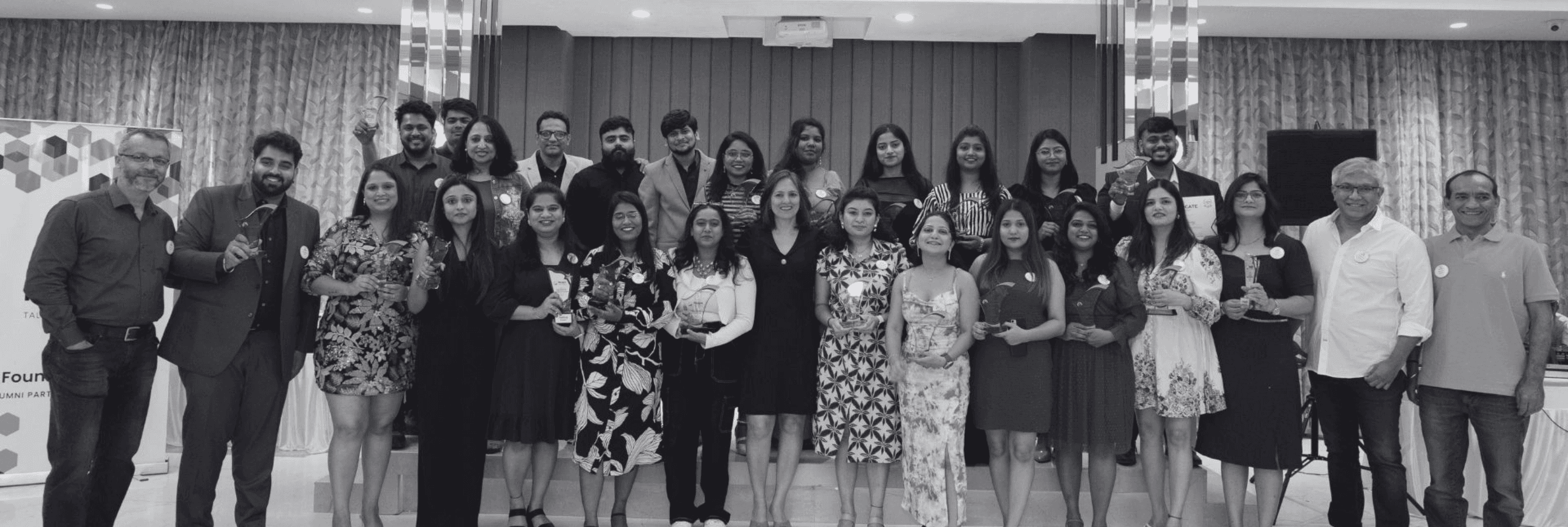 Team_flex_gorup_photo